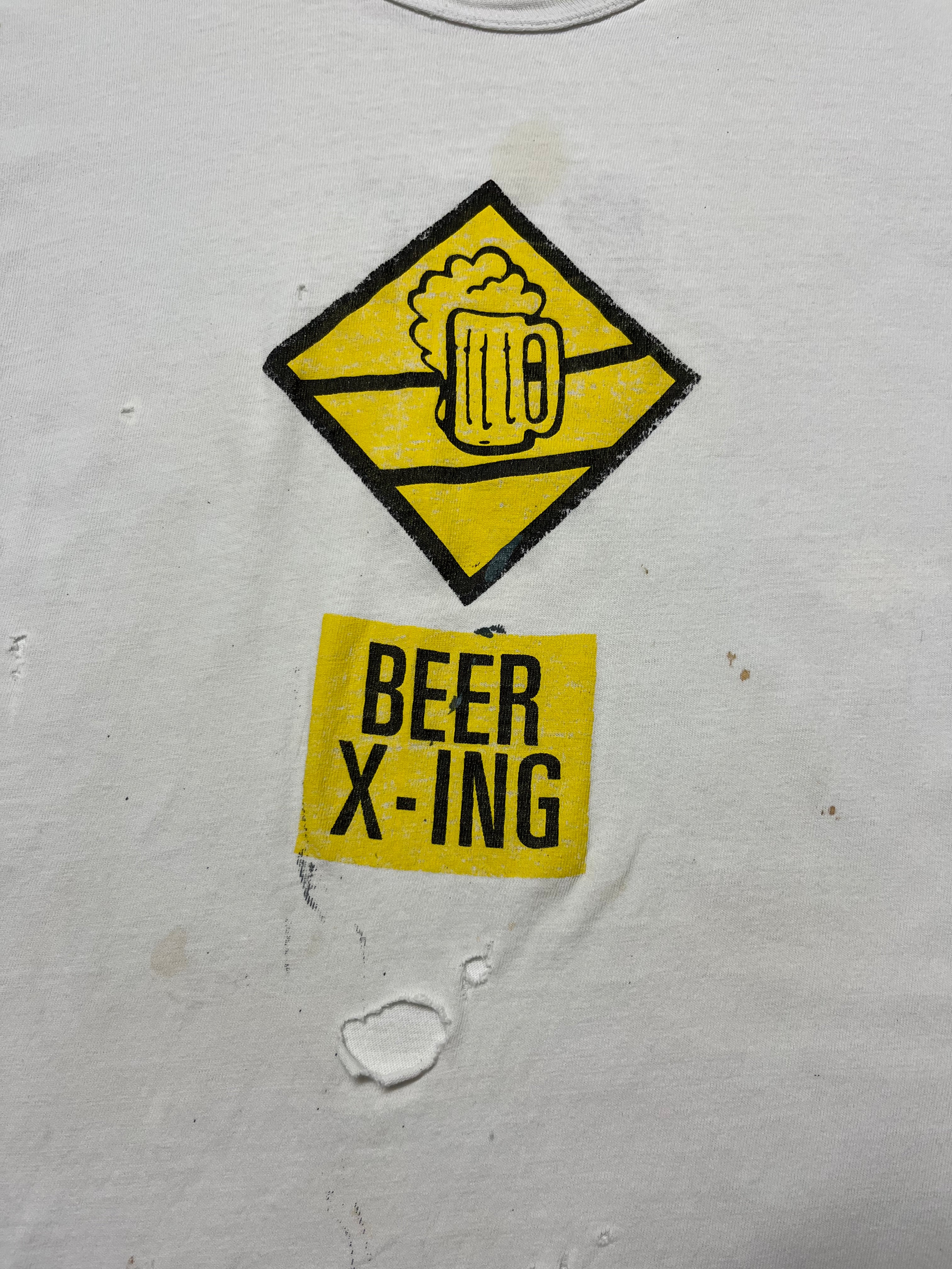 ‘70s Distressed ‘Beer X-ing’ T-Shirt - White - M/L