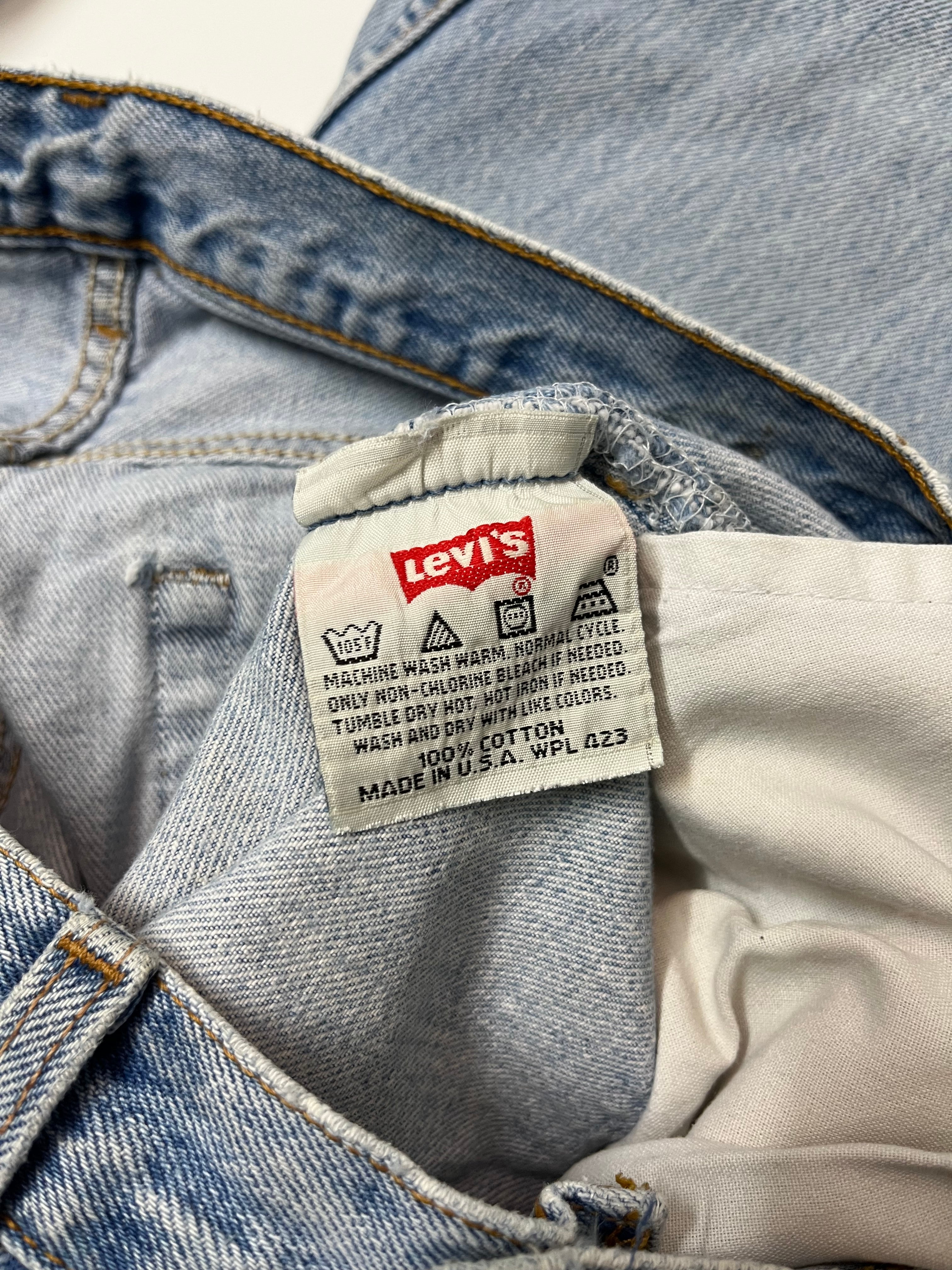 Late 1980s Levi’s Made in USA 501 Painter Jeans - Light Wash Blue - 32x31