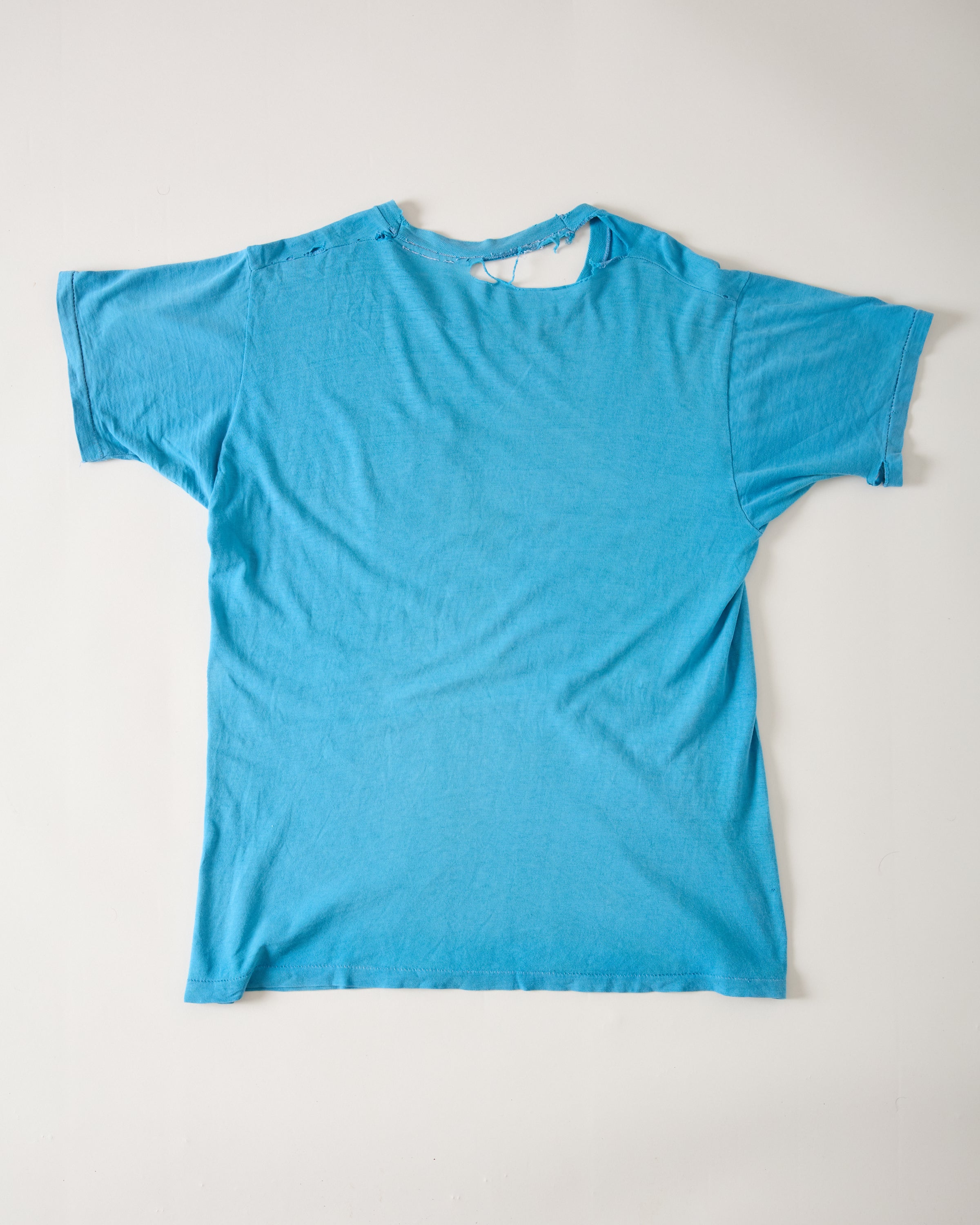 1970s Distressed Pocket T-Shirt - Cyan/Olympic Blue - L/XL