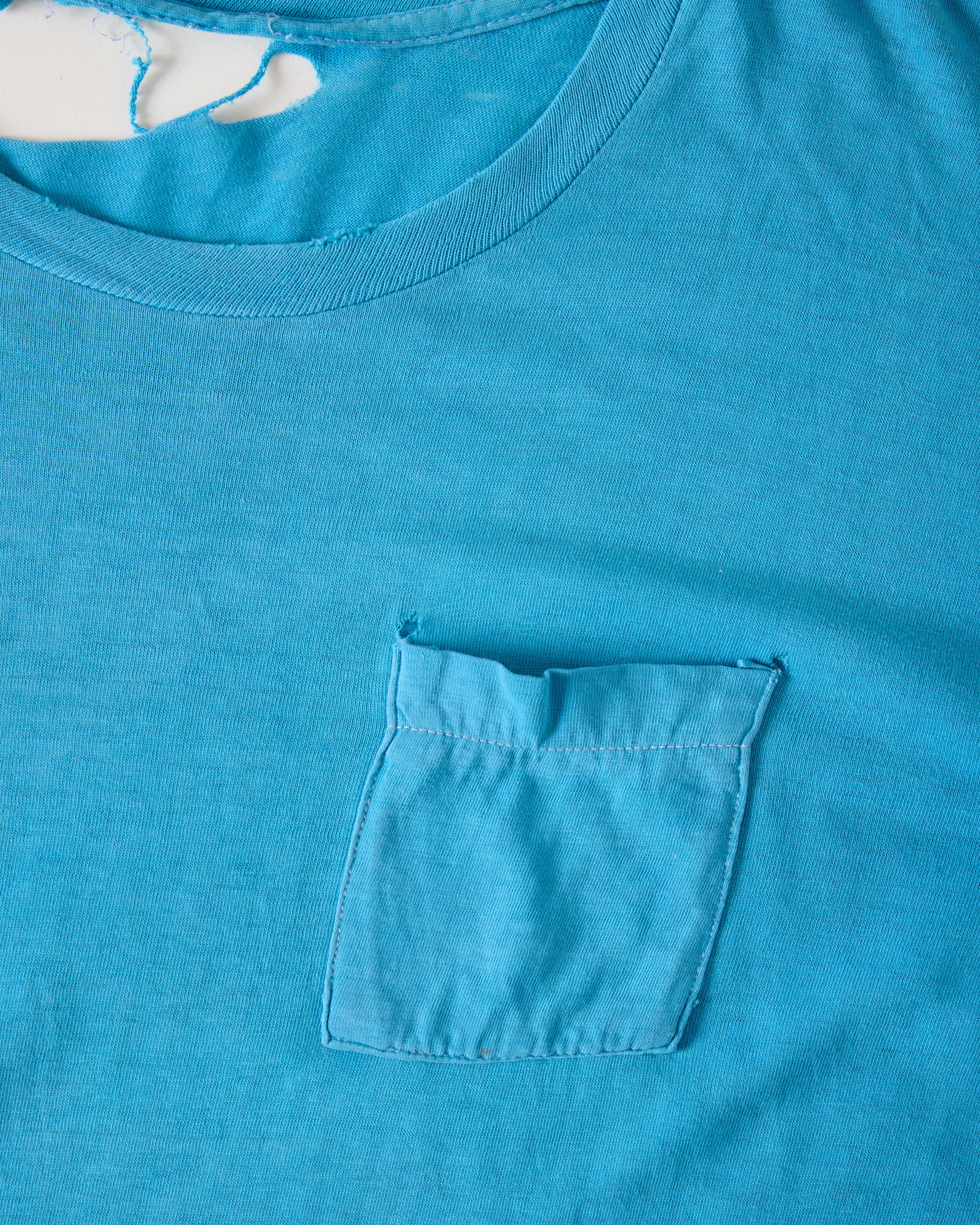 1970s Distressed Pocket T-Shirt - Cyan/Olympic Blue - L/XL