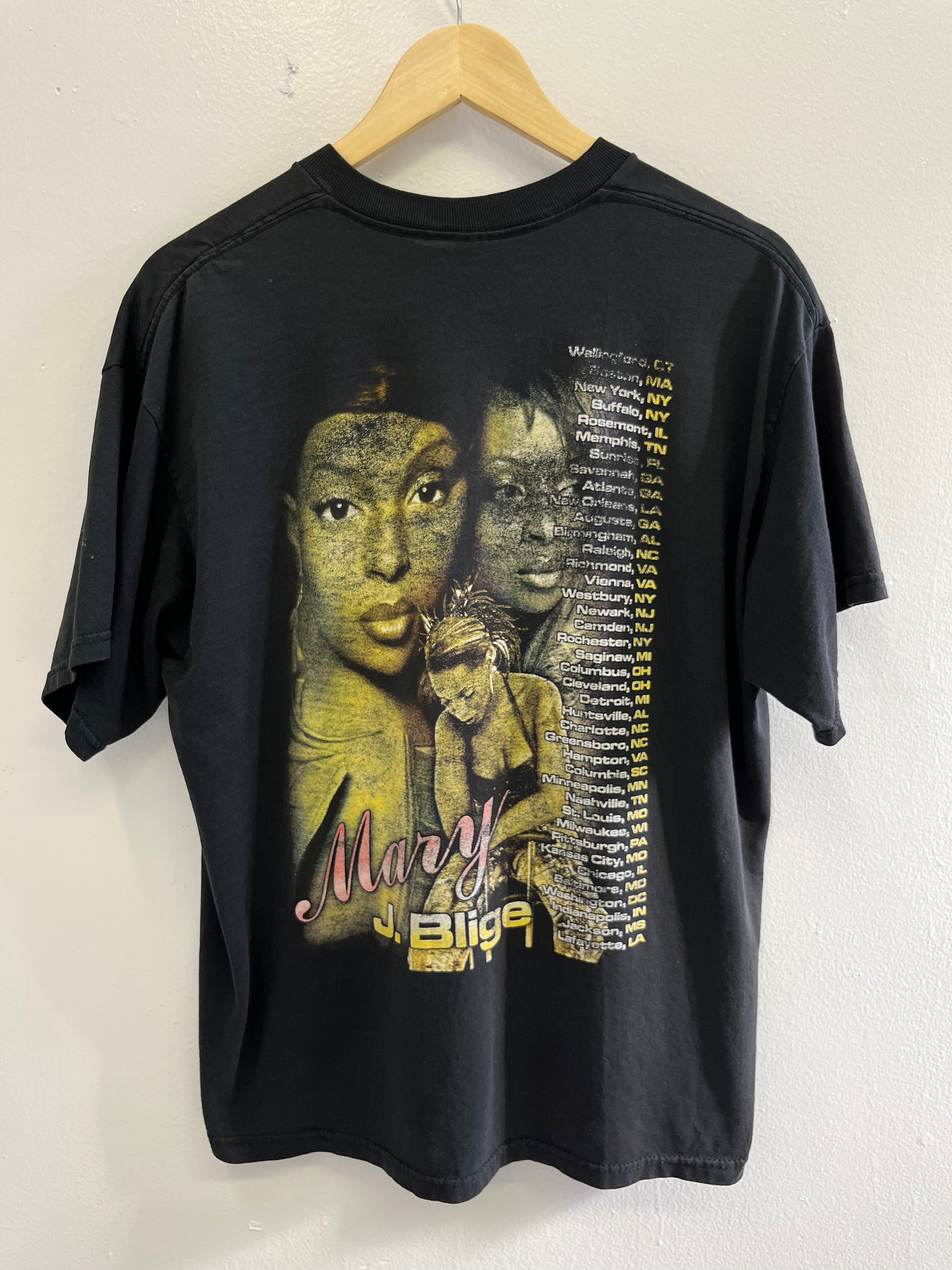 '90s Mary J. Blige Distressed Rap Tee - Black/Faded Black - L