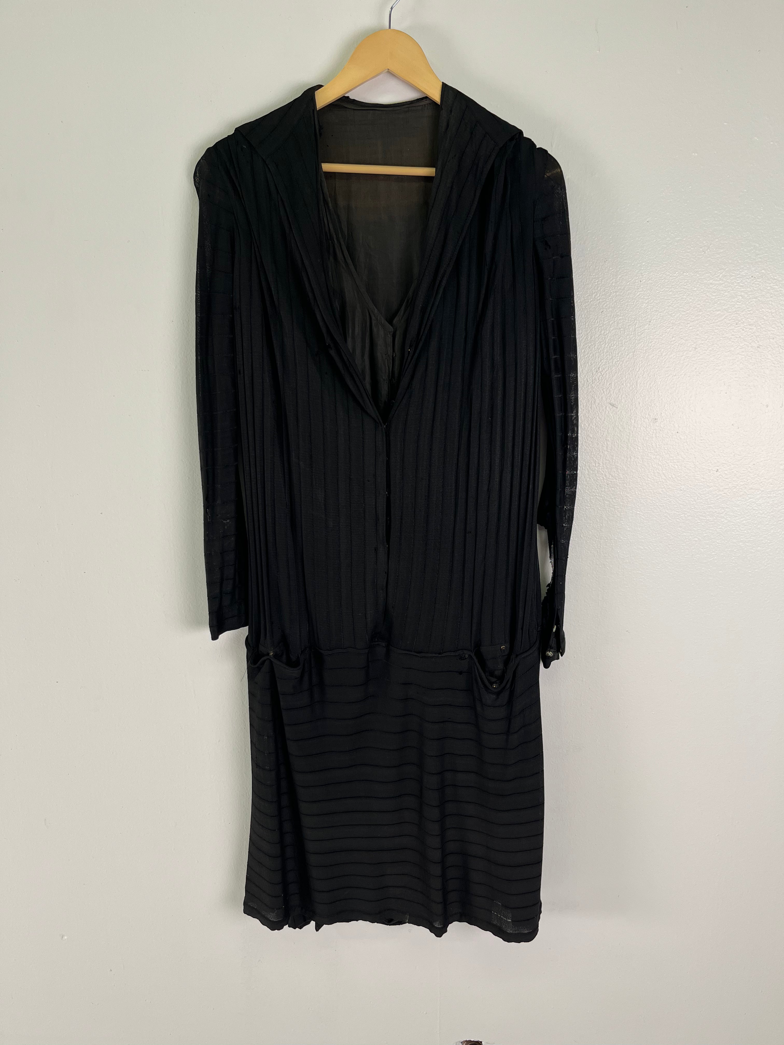 1920s French Distressed Flapper Dress - Black/Faded Black