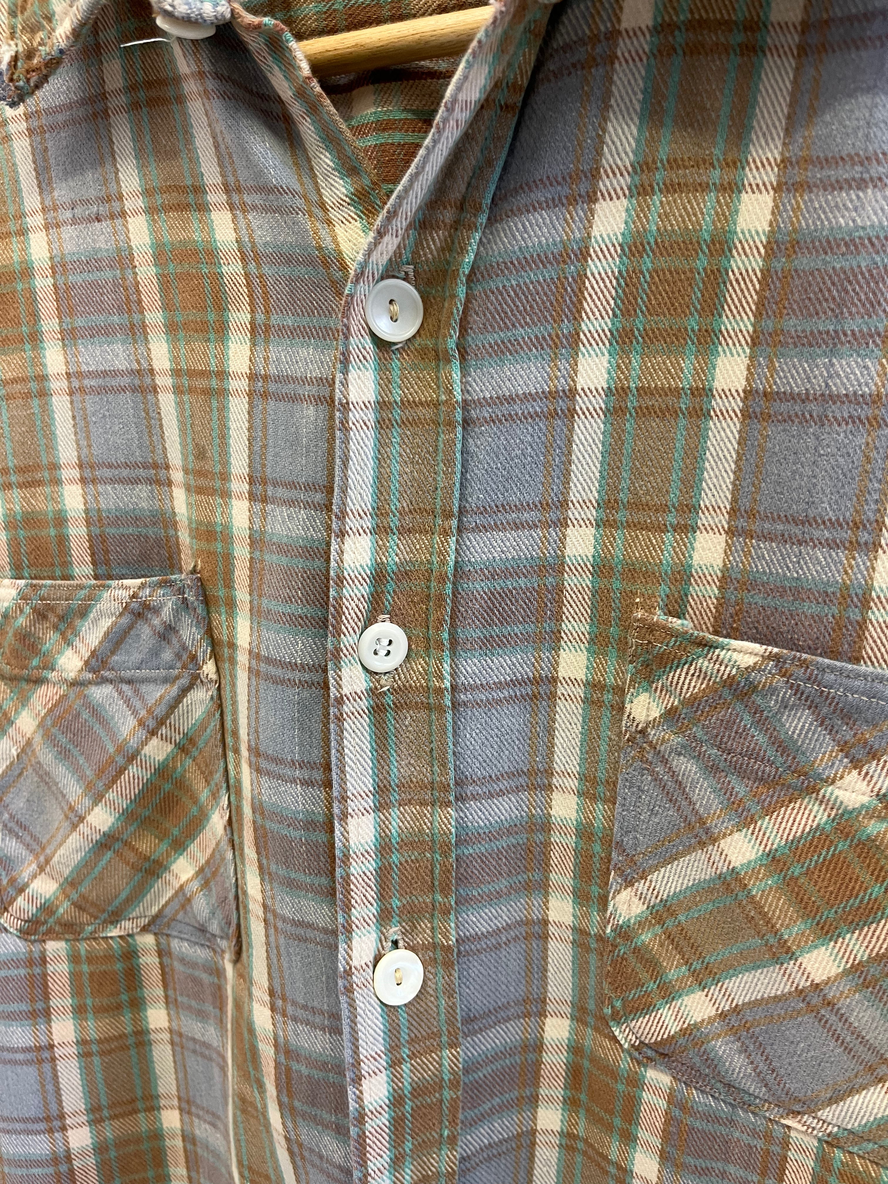 1960/70s Faded & Distressed Cotton Flannel - Periwinkle/Brown/Seafoam - L