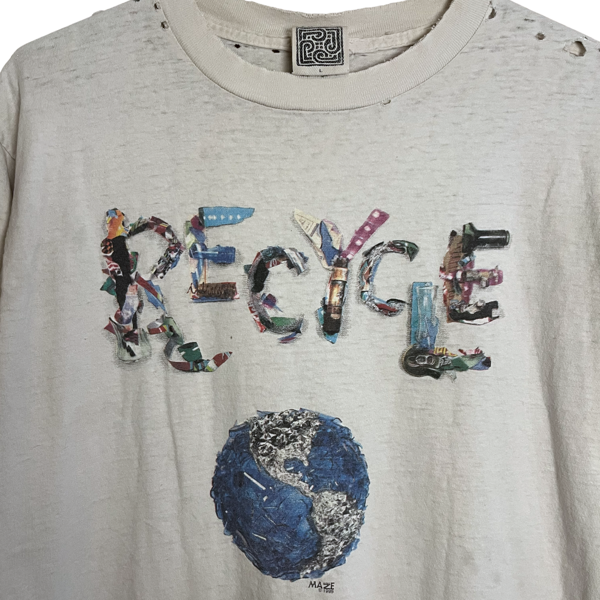 1995 Thrashed ‘Recycle’ Vintage T-Shirt - Aged White - L